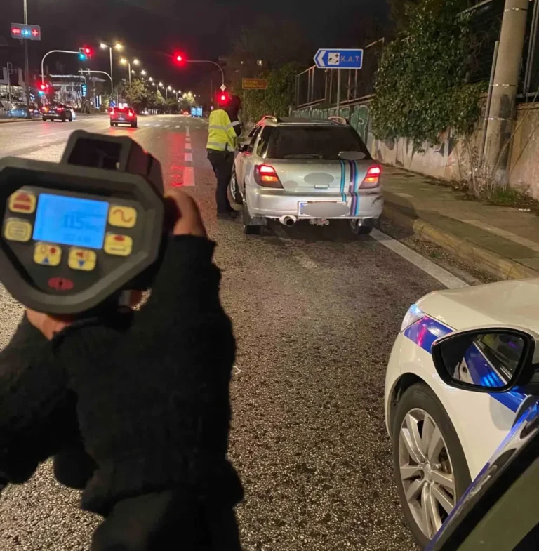 «Stop» σε 900 οδηγούς για μέθη και 375 για κινητό στο 7ήμερο