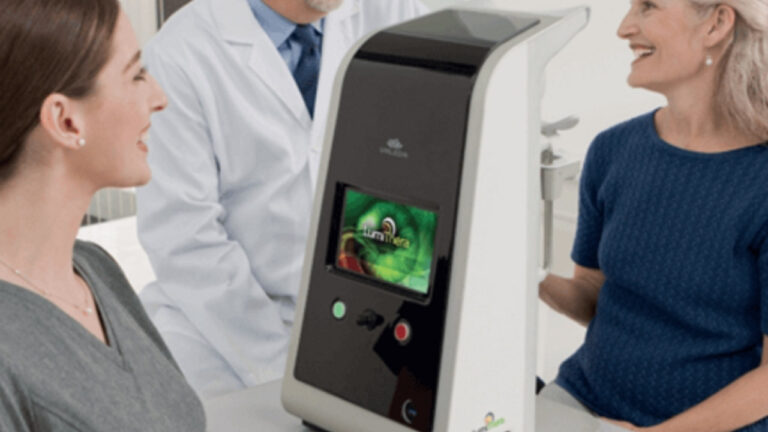 Ηλικιακή εκφύλιση ωχράς κηλίδας: Νέα θεραπεία με φωτοβιοδιέγερση