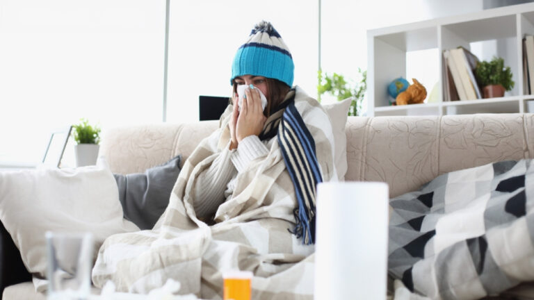 Τζανάκης στον ΣΚΑΪ: Σαρώνει η γρίπη τη χώρα – Νοσούν πάνω από 1 εκατ. πολίτες