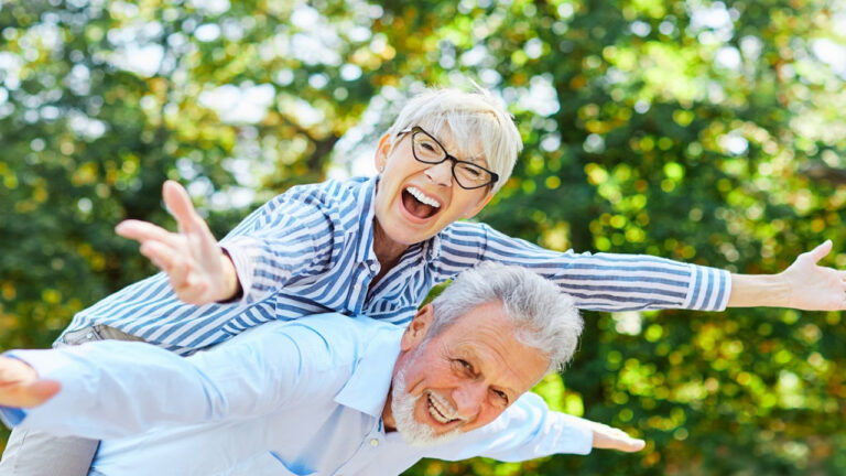 Μακροζωία: Είναι ζήτημα προσωπικής προσπάθειας ή απλά «καλού» DNA;