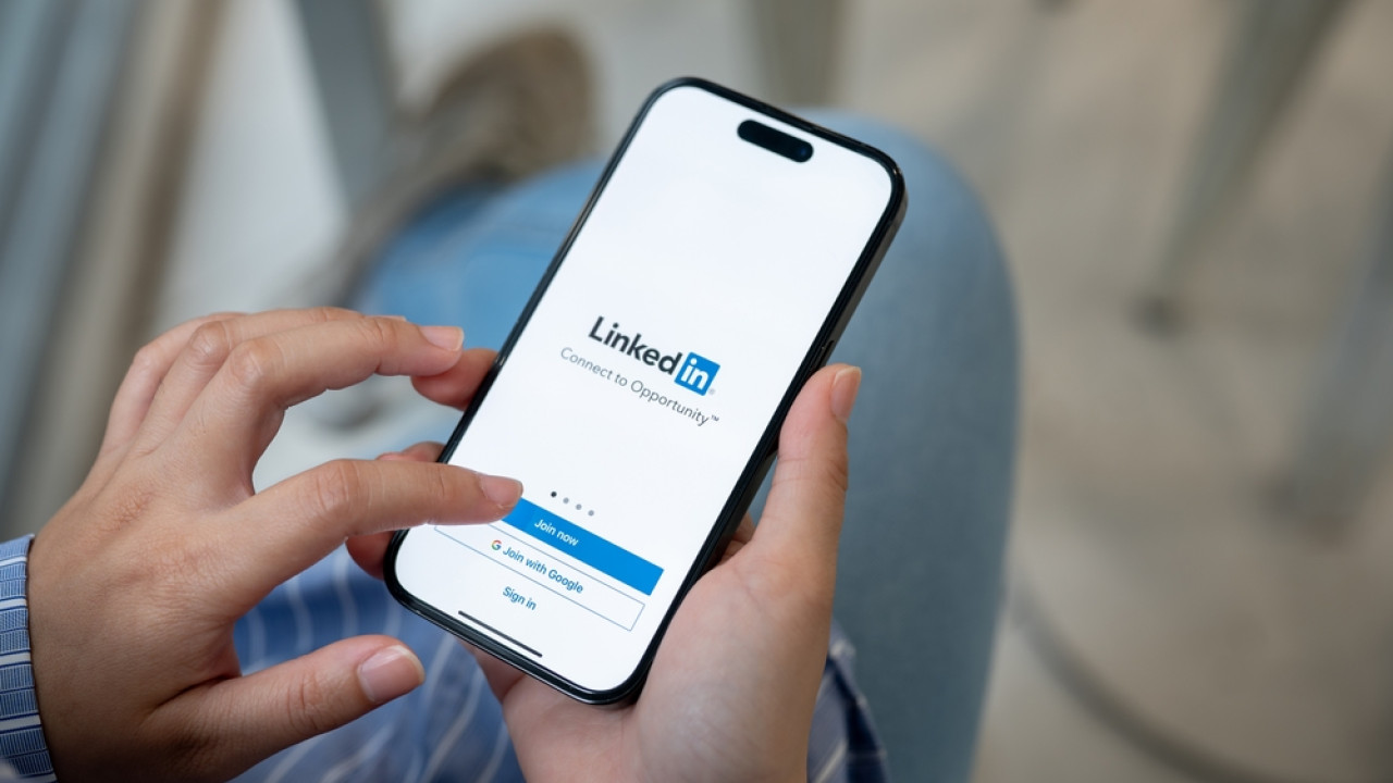 shutterstock linkedin