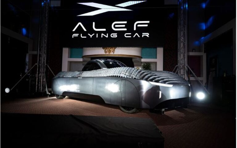 Πέταξε στη Καλιφόρνια το πρώτο «αληθινό» ιπτάμενο αυτοκίνητο (βίντεο)