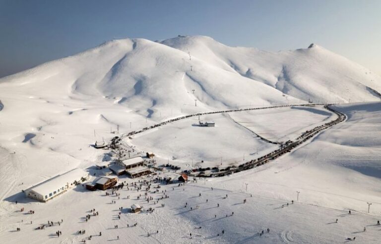 Το χιονοδρομικό κέντρο του Φαλακρού Δράμας υποδέχεται καθημερινά λάτρεις του σκι
