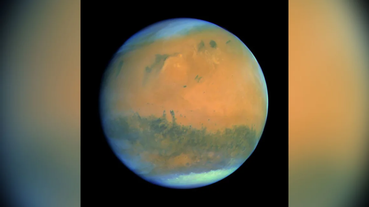 near ir green and near uv colour view of mars