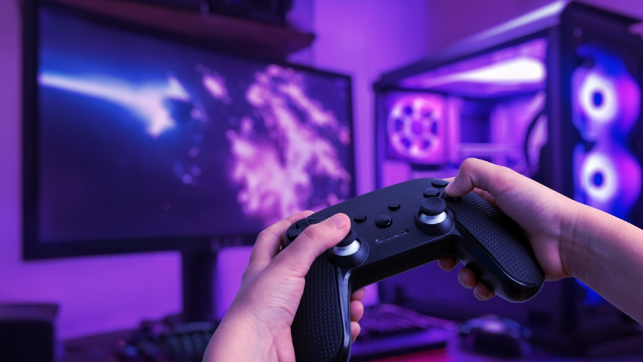 shutterstock gamer 9d2173