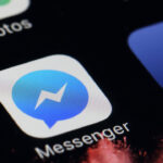 messenger facebook shutterstock 446219488