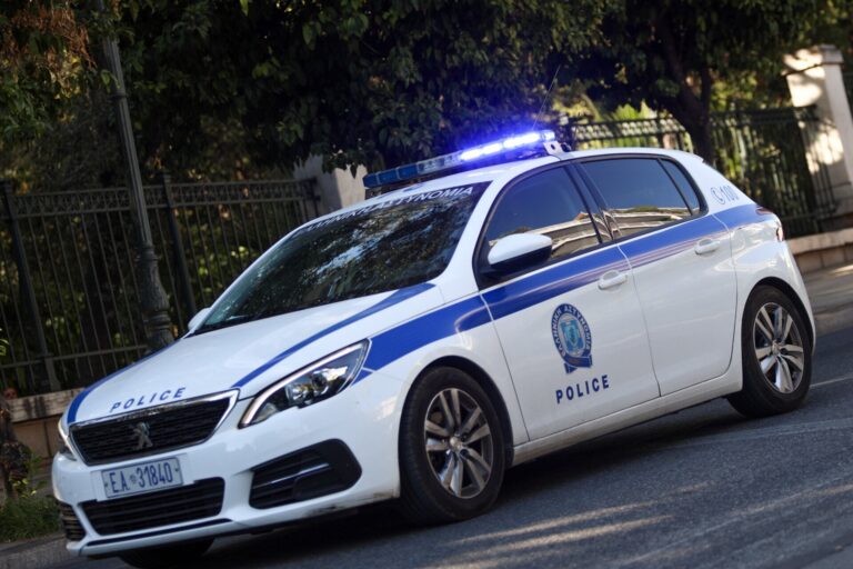 Ηλιούπολη: Σύλληψη 25χρονου για ληστείες