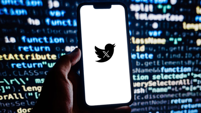 Την Ουκρανία δείχνει ο Μασκ για τη μαζική κυβερνοεπίθεση στο Χ