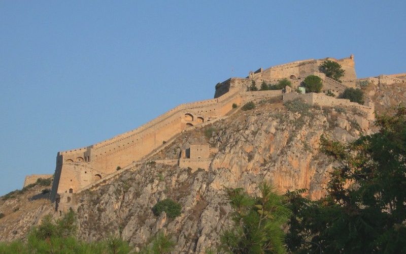 Ναύπλιο: Ιστορία, Παλαμήδι & Ταξιδιωτικός Οδηγός
